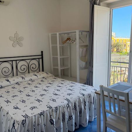 Ponza Inn- Casa Giovanna Exteriör bild